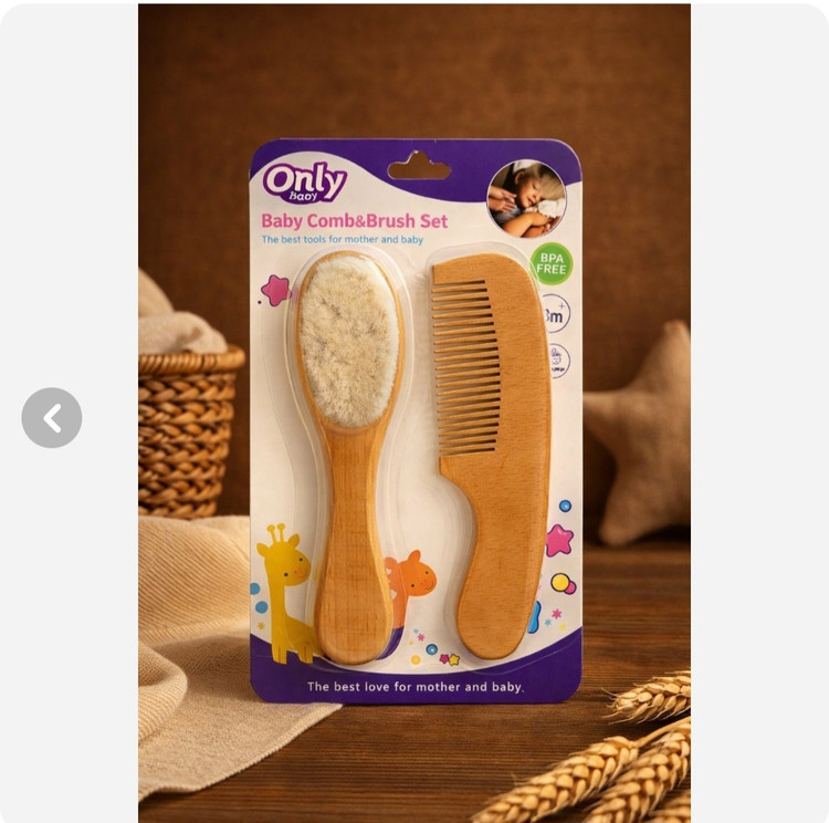 شانه و برس نوزادی چوبی only baby